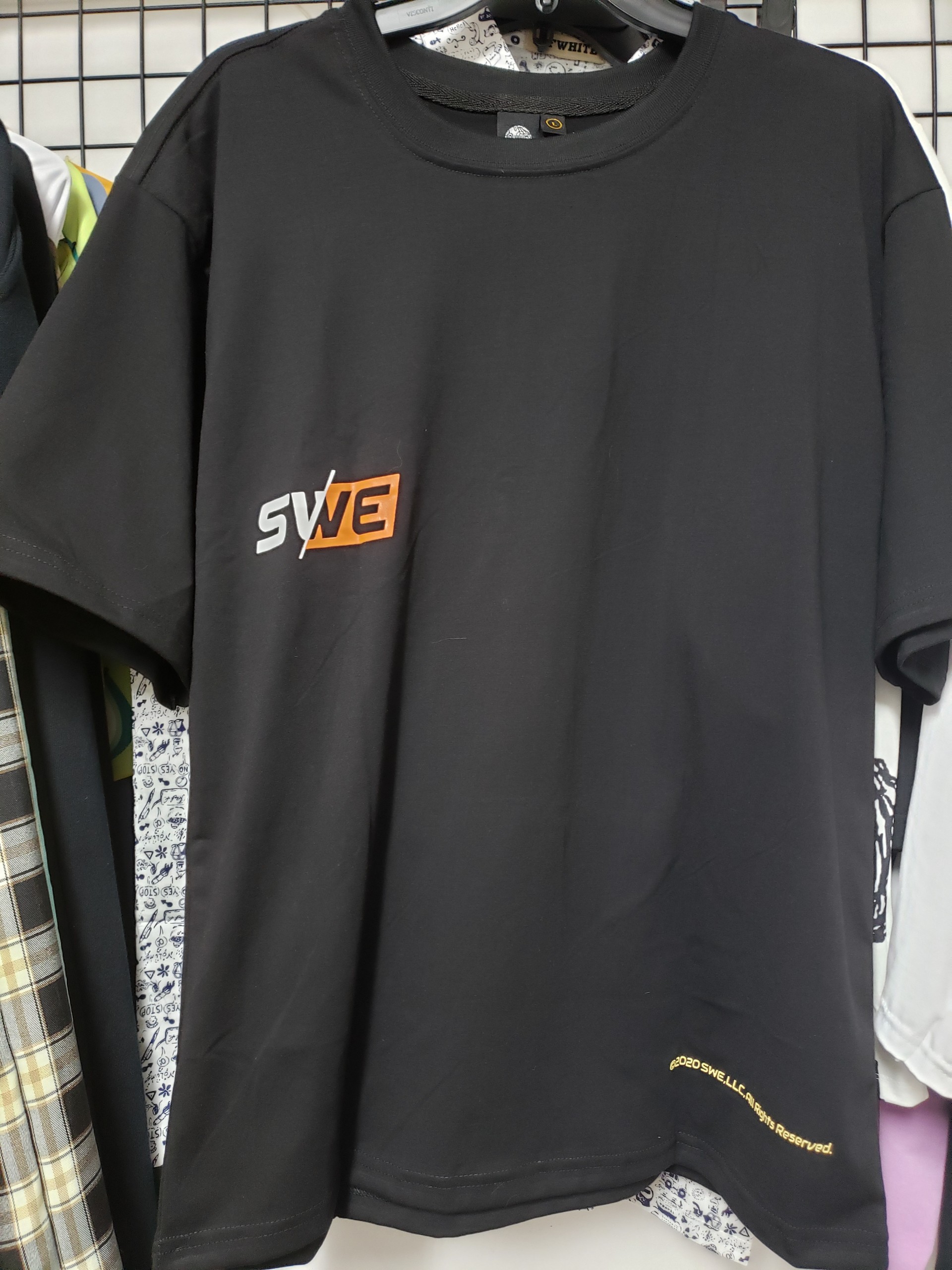 [HleeStore] ÁO THUN SWE LOGOS UNISEX (ĐEN, TRẮNG)