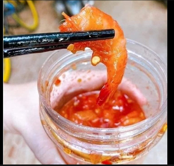 Tôm chua(tôm Nõn bỏ đầu) BÀ DUỆ 400G Đặc sản Huế