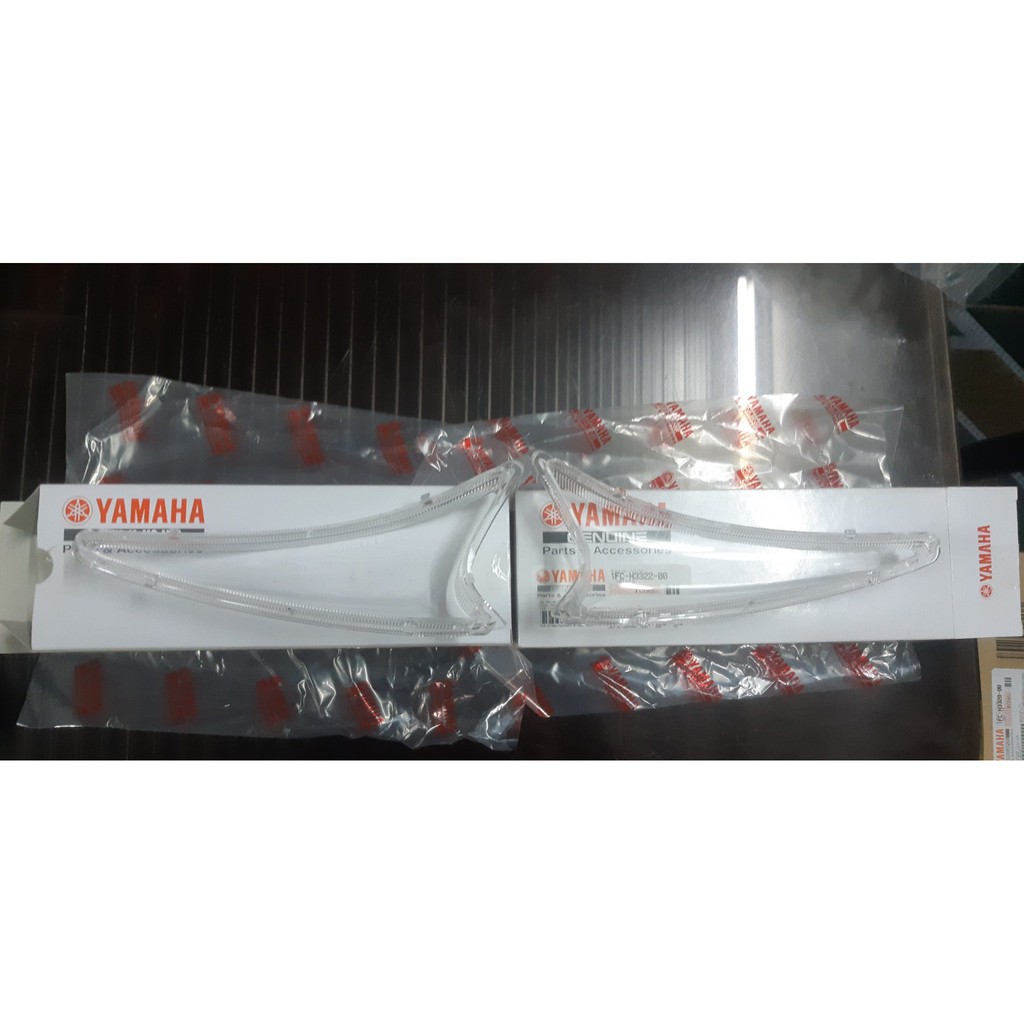 Miếng Chụp Xi Nhan Trước gắn Xe Sirius Fi - 1 Cặp