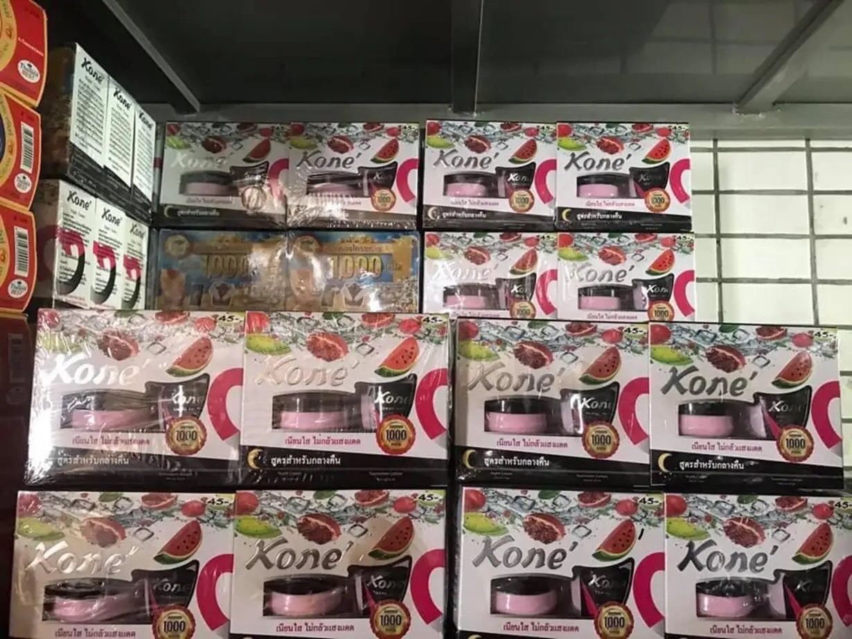 Combo 12 hộp kem Kone đêm trắng da mờ nám