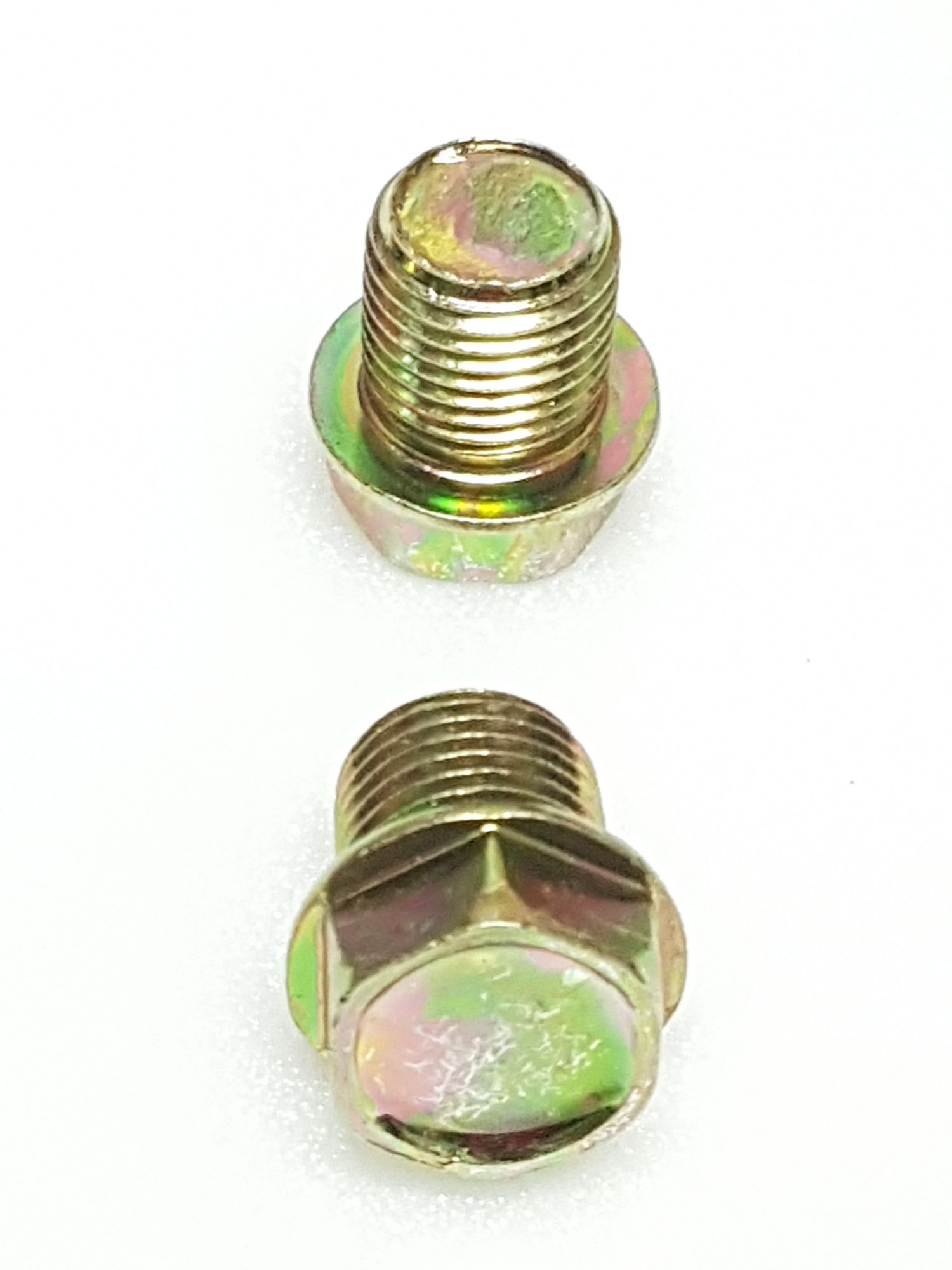 ỐC XẢ NHỚT XI.14LY x 2.CON