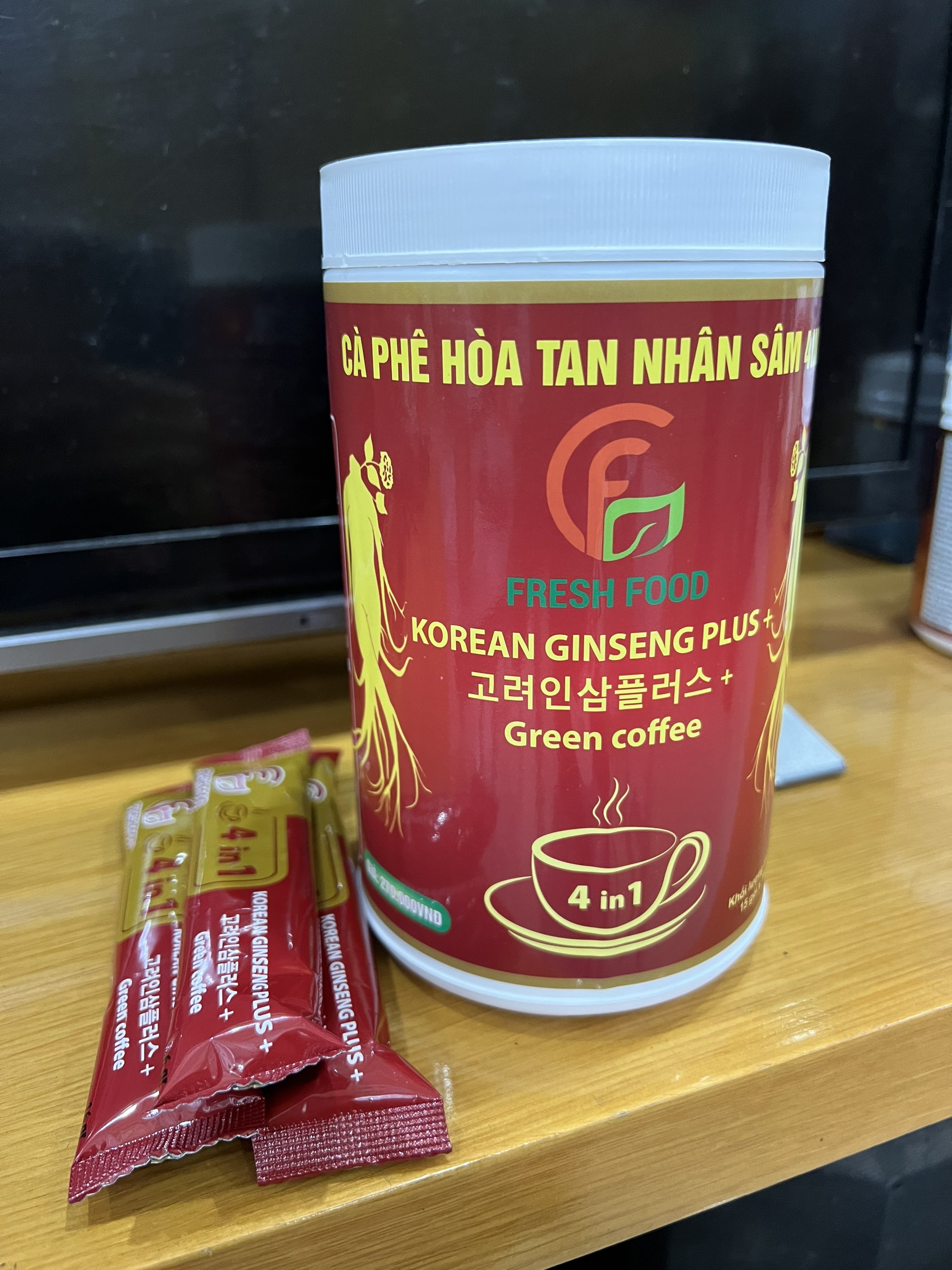 Cà phê bột hòa tan từ nhân sâm Hàn Quốc 4IN1 tốt sức khỏe