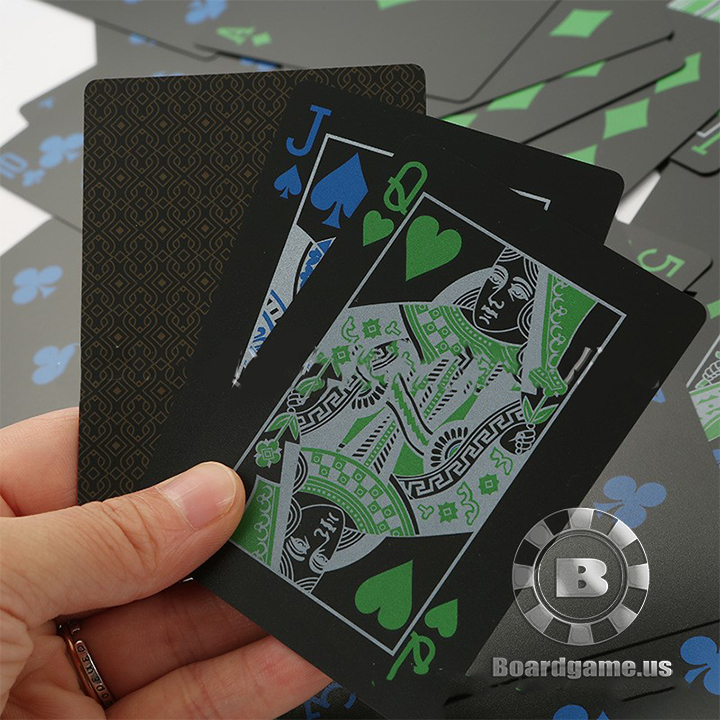 Bài poker 100% plastic đen không thấm nước