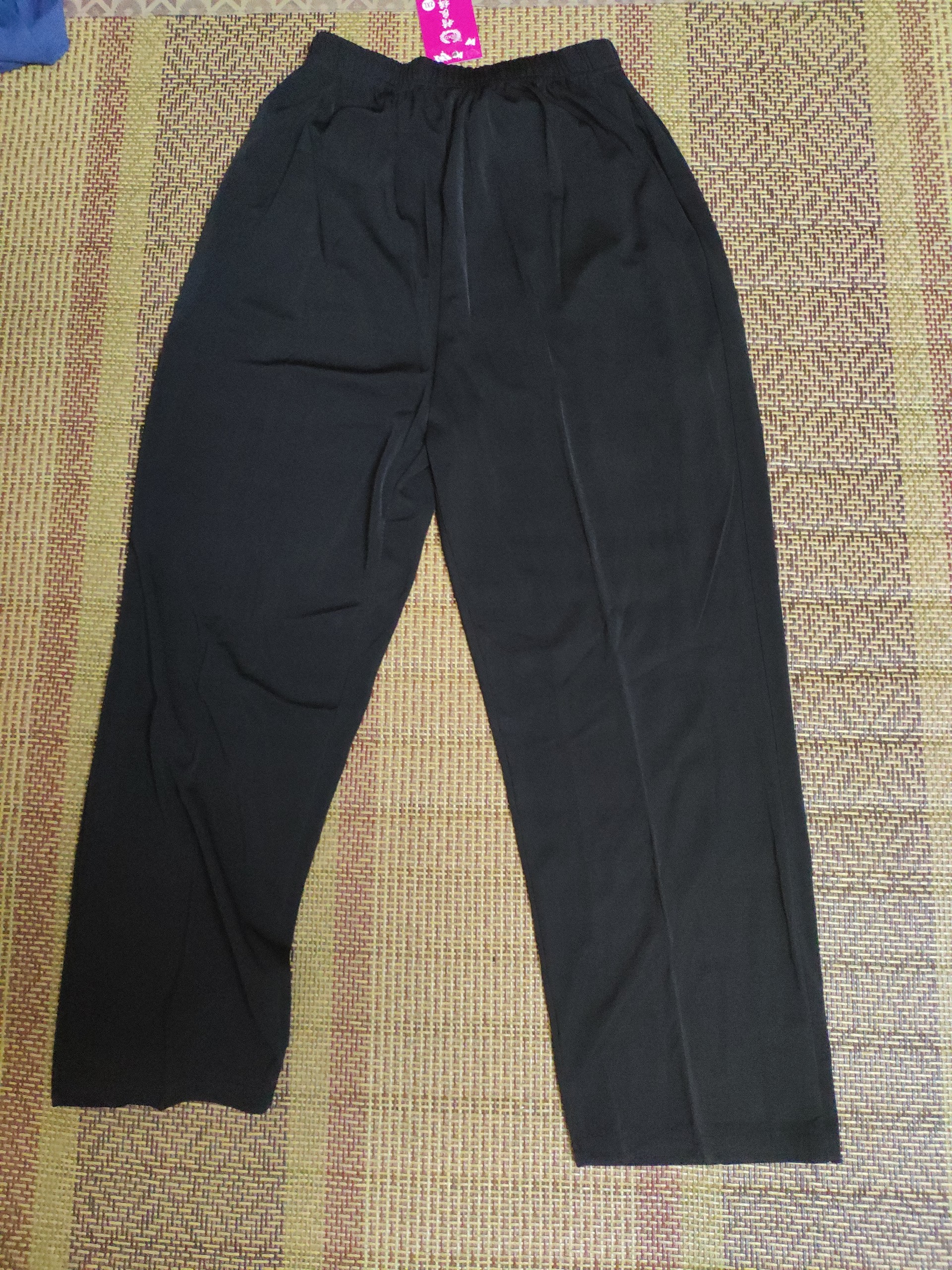 quần cho bà già