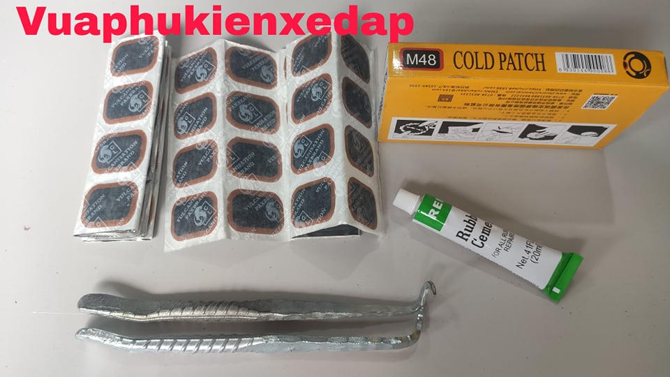 Hộp vá săm xe đạp thể thao