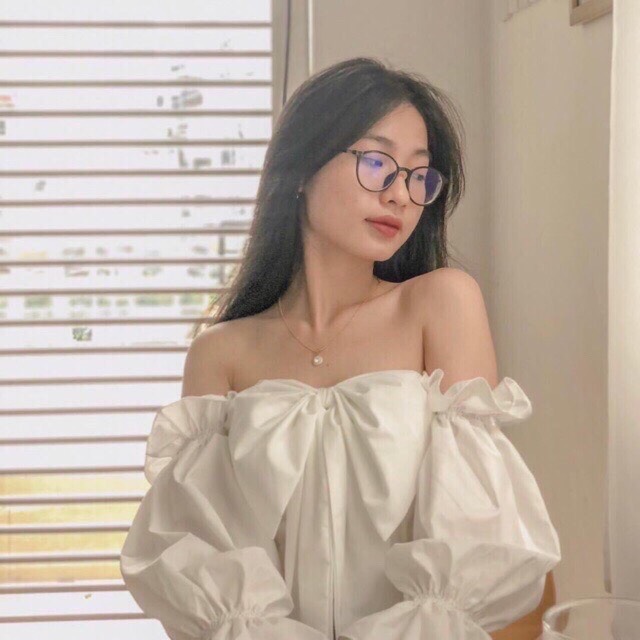 ÁO KIỂU BẸT VAI NƠ TO
