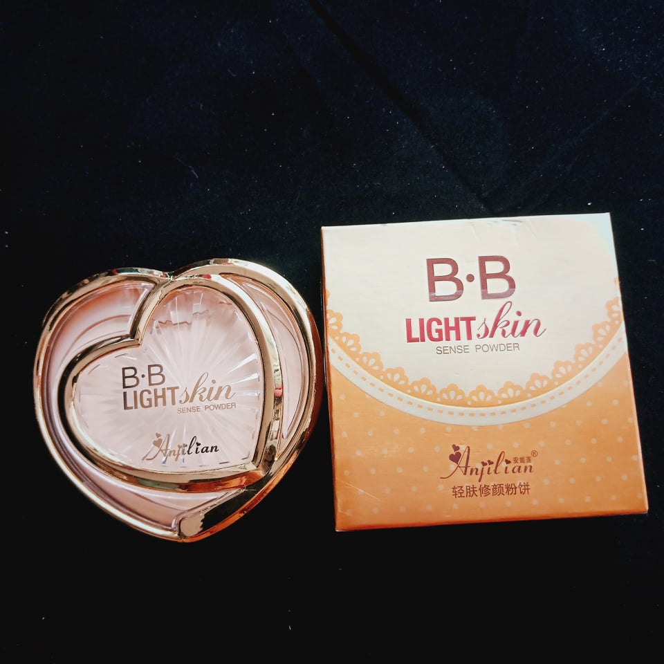 [HCM]Phấn Nền BB Light Skin 2 Tầng Có Bông Phấn Mịn