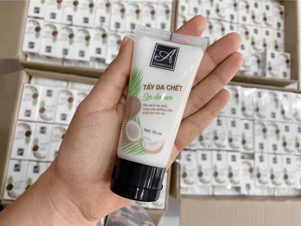 Tẩy tế bào chết mặt sợi dừa non