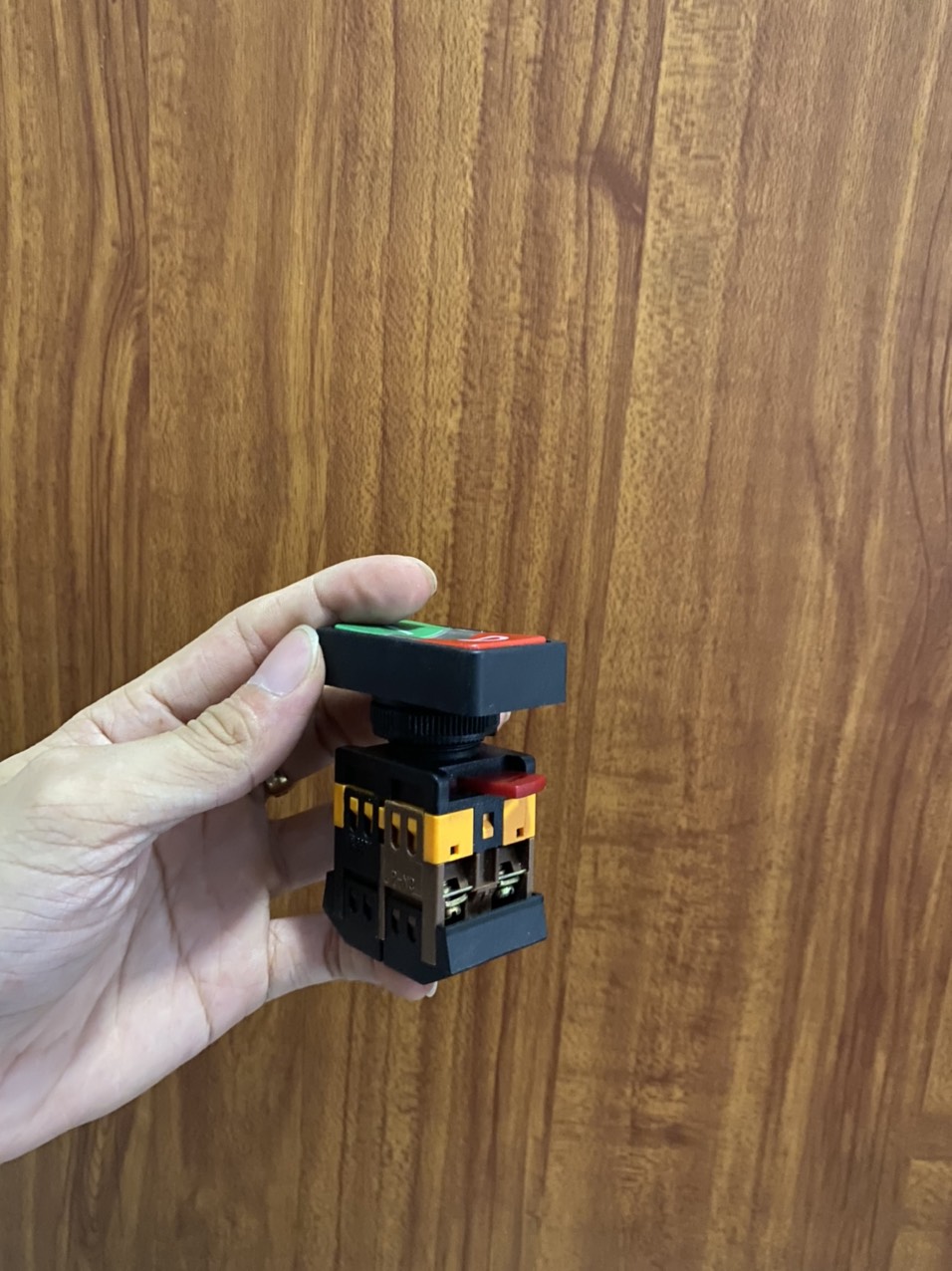 Nút nhấn kép ON-OFF có đèn phi 22, nhấn nhả