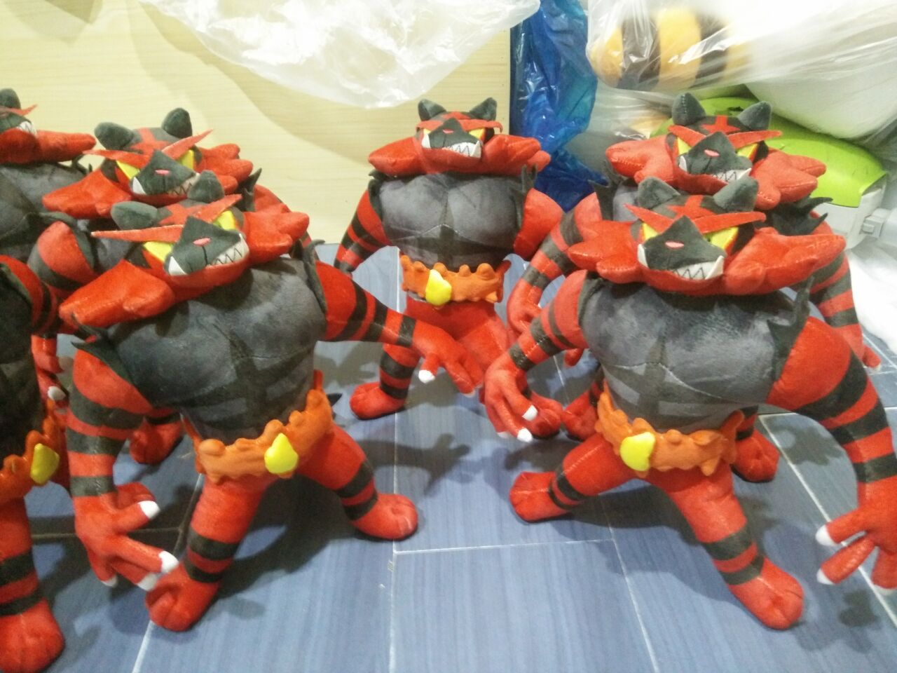 Gấu bông pokemon Incineroar (Gaogaen) 35cm
