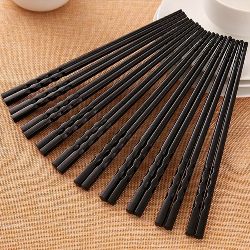 Đũa nhựa đen xoắn cao cấp - bộ 10 đôi đũa