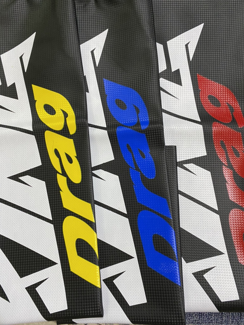 DA YÊN KING DRAG CHỮ LỚN CARBON TẤT CẢ XE MÁY