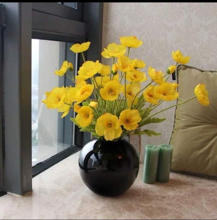 Cụm hoa kim anh vải lụa trang trí