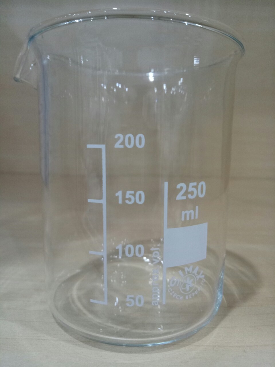 Cốc thủy tinh thấp thành có mỏ 250ml SIMAX
