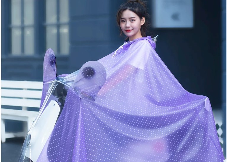 Áo mưa cánh dơi dành cho người đi xe máy