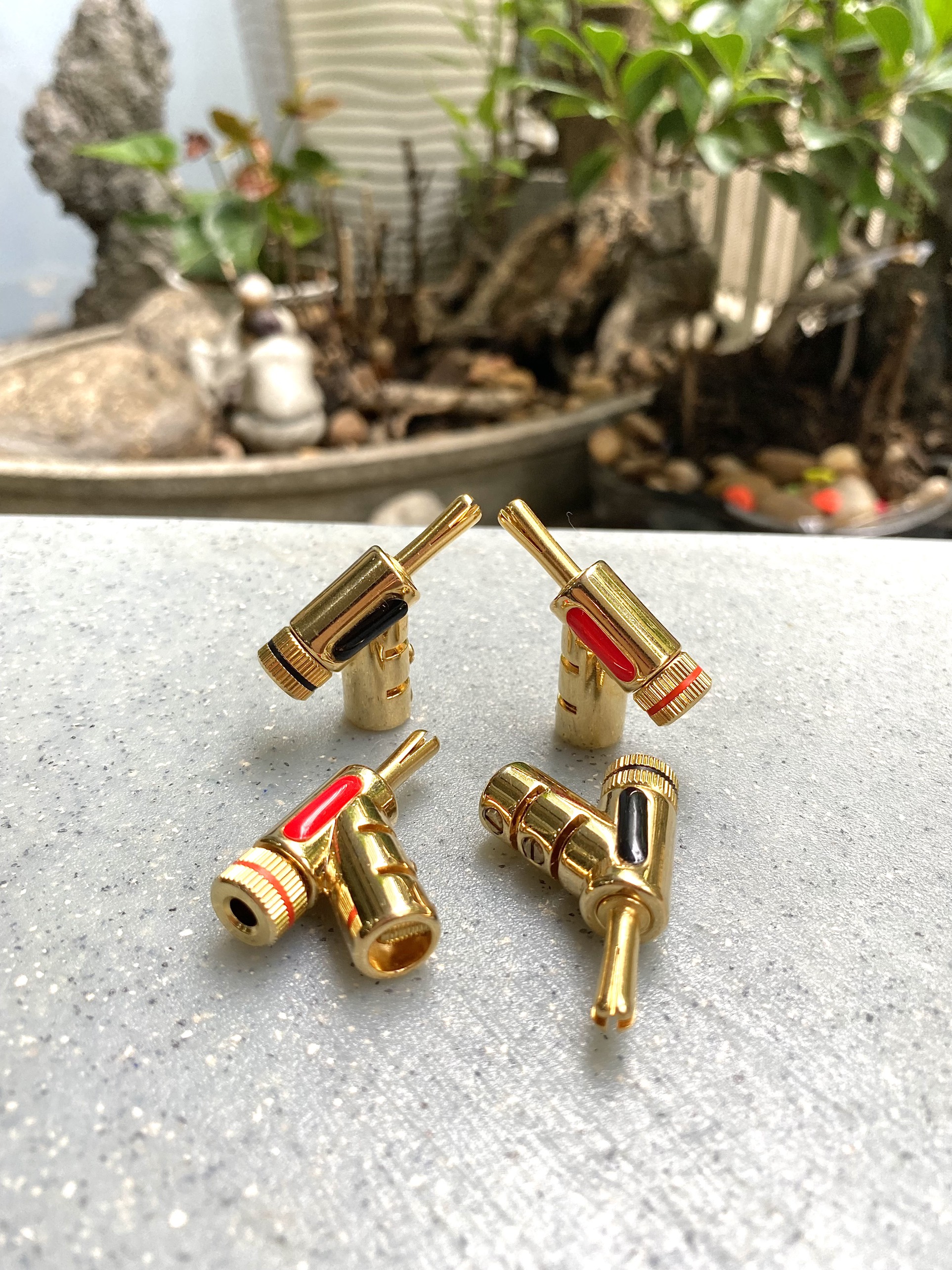 Jack Bắp chuối Khoá ren mạ vàng ( 2 cái )