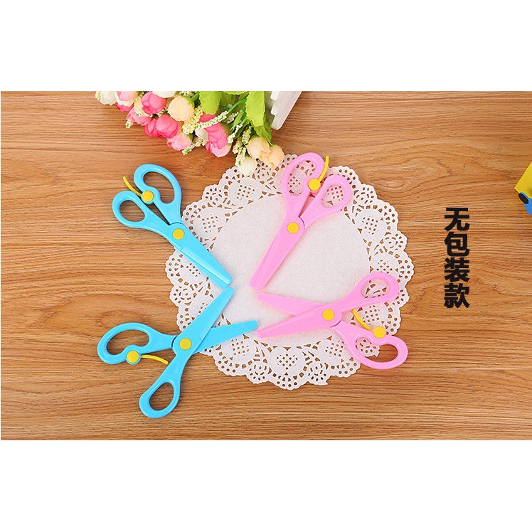 Kéo tập cắt an toàn cho bé
