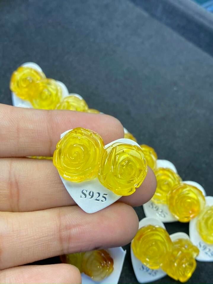 Bông tai, hoa tai đá hổ phách