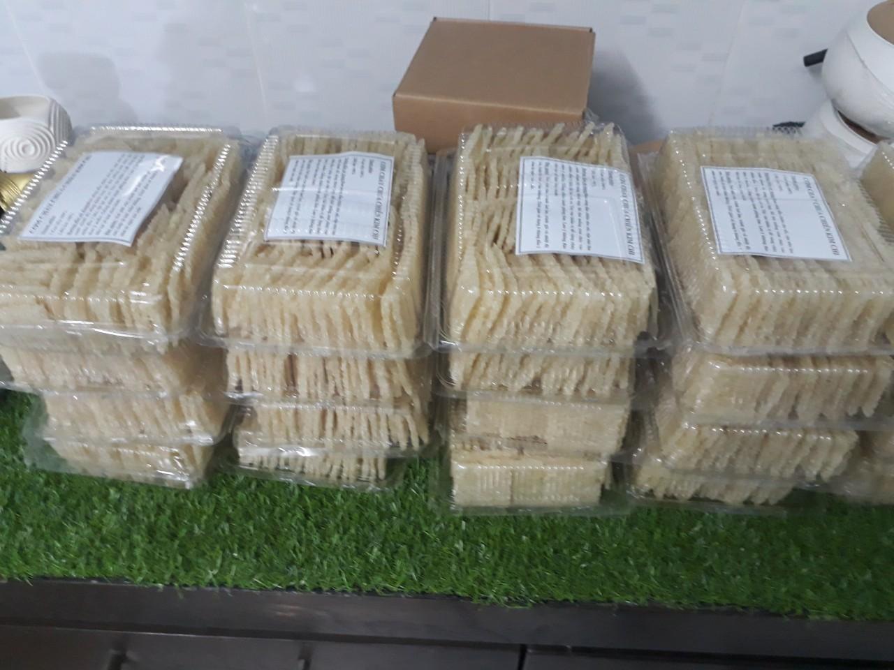 cơm cháy chưa chiên Kim Chi Foods