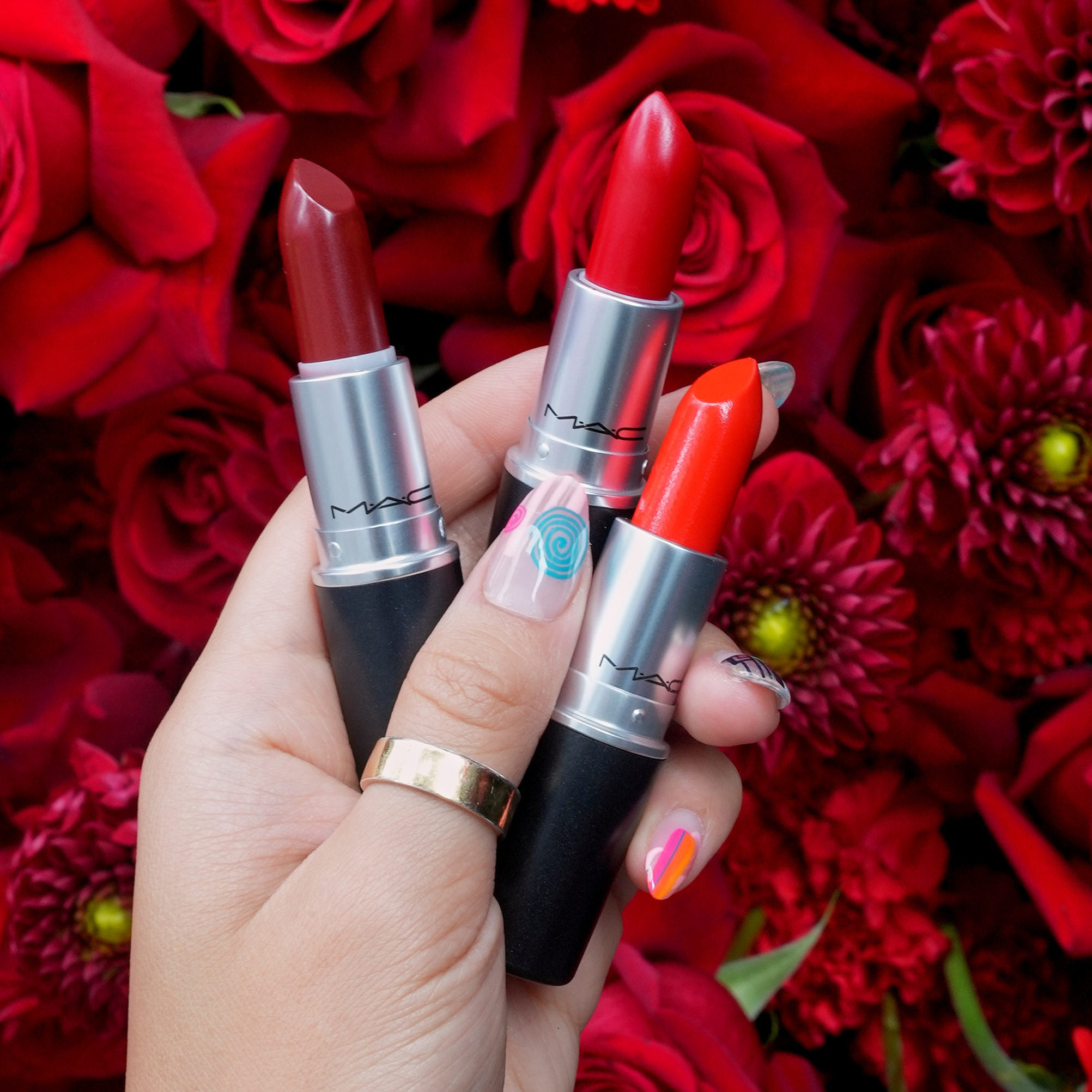 Son thỏi lì MAC - #Ruby_Woo Matte Lipstick