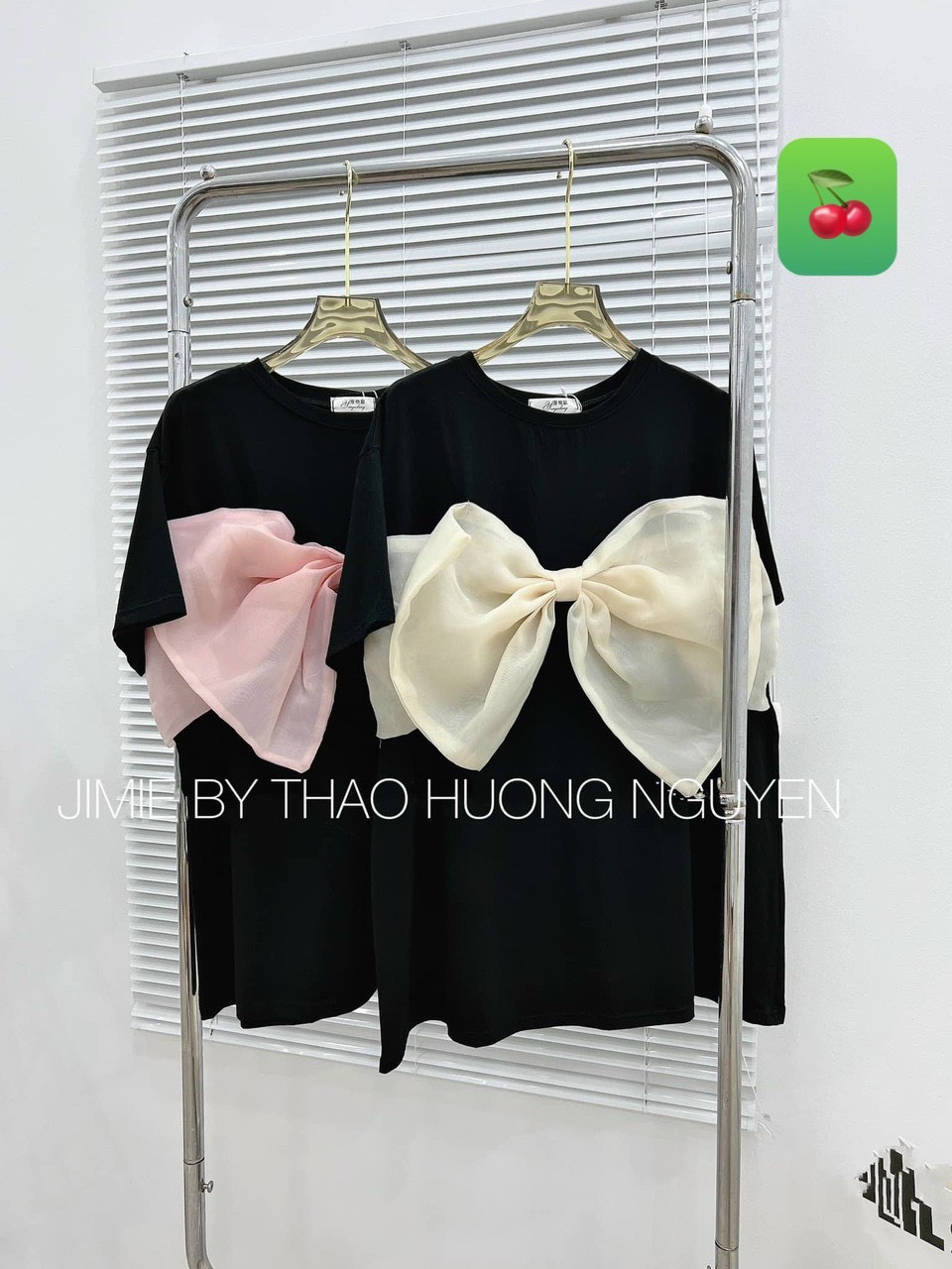Đầm thun nữ phối nơ mẫu mới siêu xinh xắn.