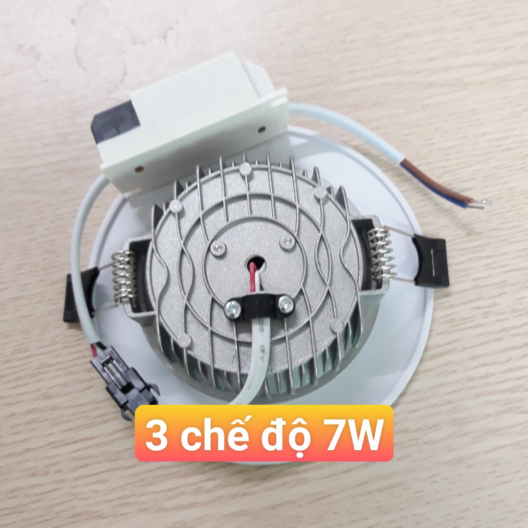 đèn âm trần 9w ánh sáng vàng