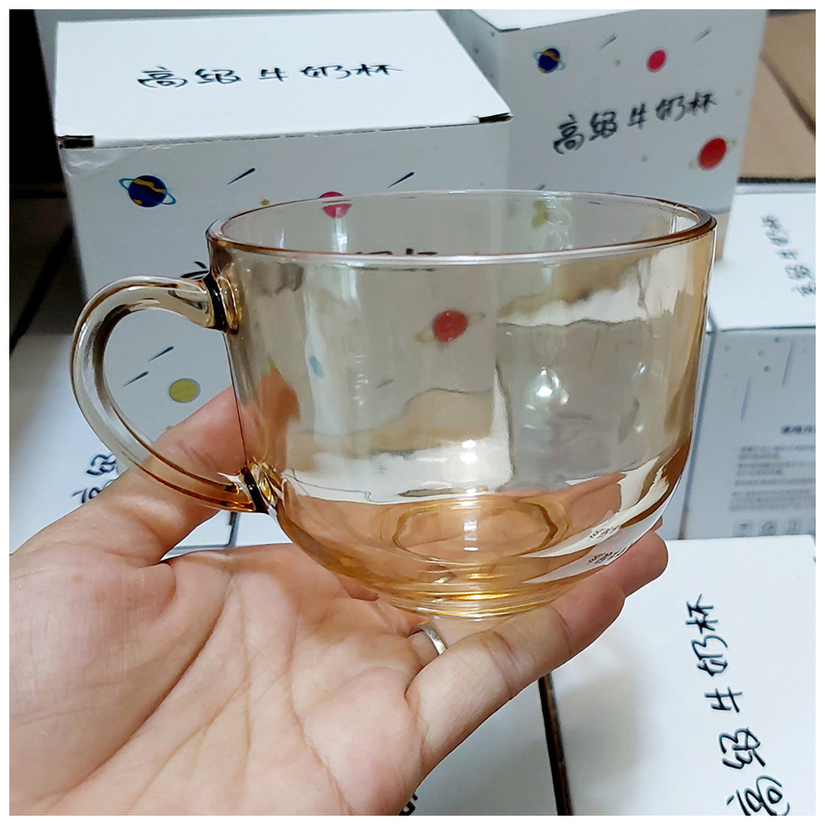 Ly Thuỷ Tinh Màu Hổ Phách 480ml Có Hộp
