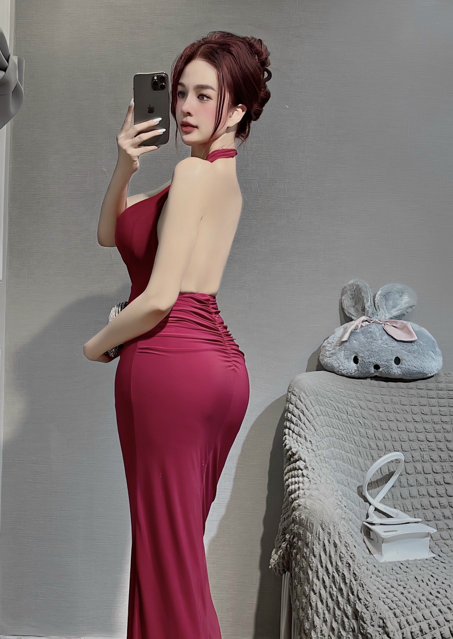 Váy body cổ yếm dài đuôi cá siêu xinh ll