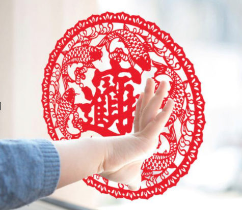 Decal trang trí tết - vòng tròn chữ lớn cá koi đỏ viền trong