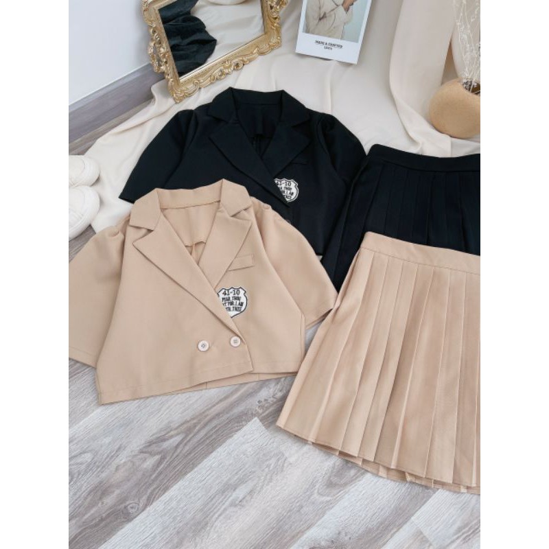SET CHÂN VÁY ÁO CROP TAY NGẮN