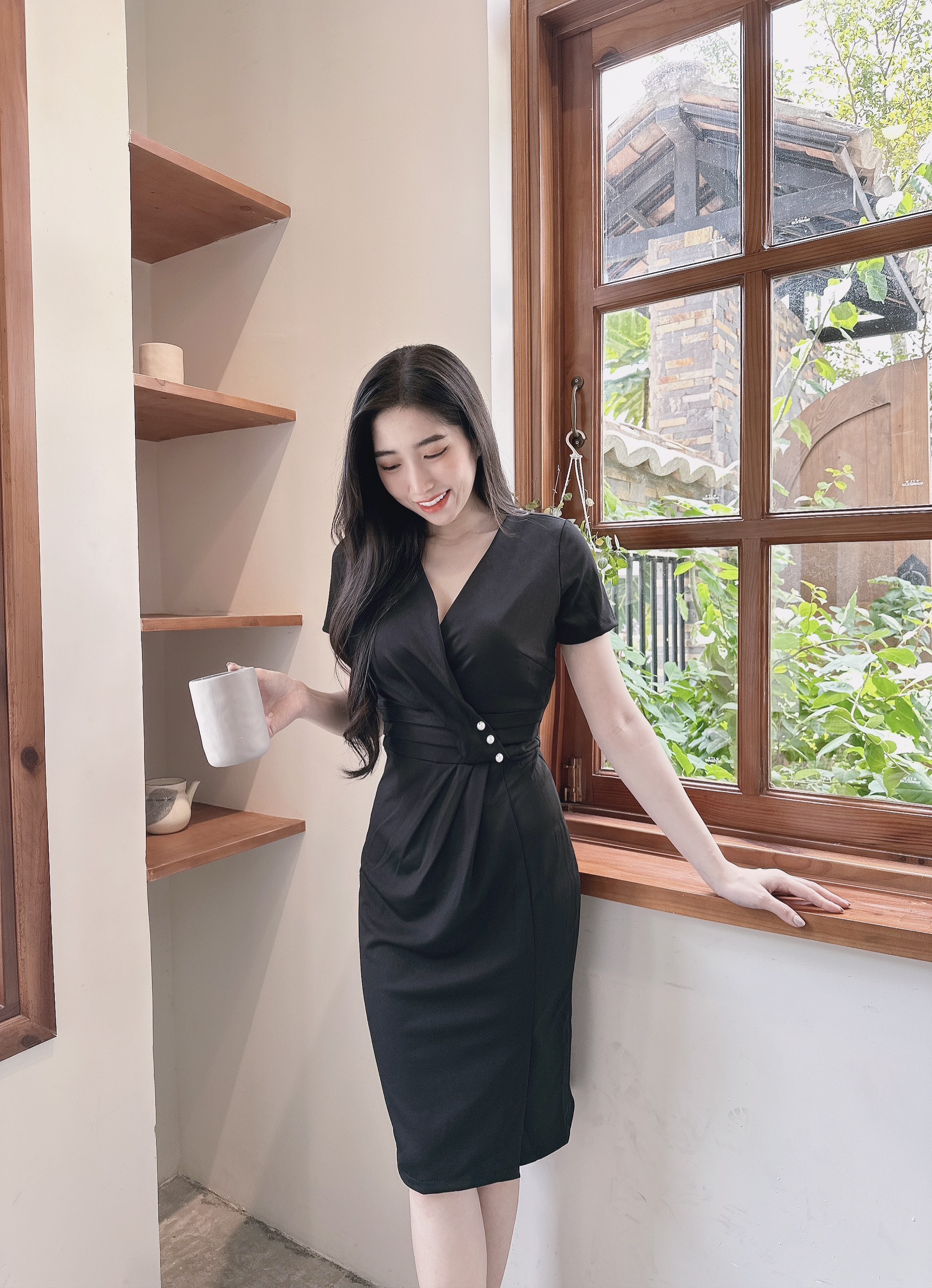 đầm nữ xếp ly thiết kế sang trọng