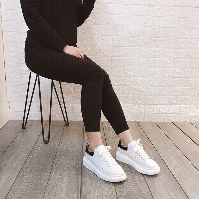 Giày MCQ nữ gót đen GIÀY LINH LINH( hàng đẹp ảnh thật)