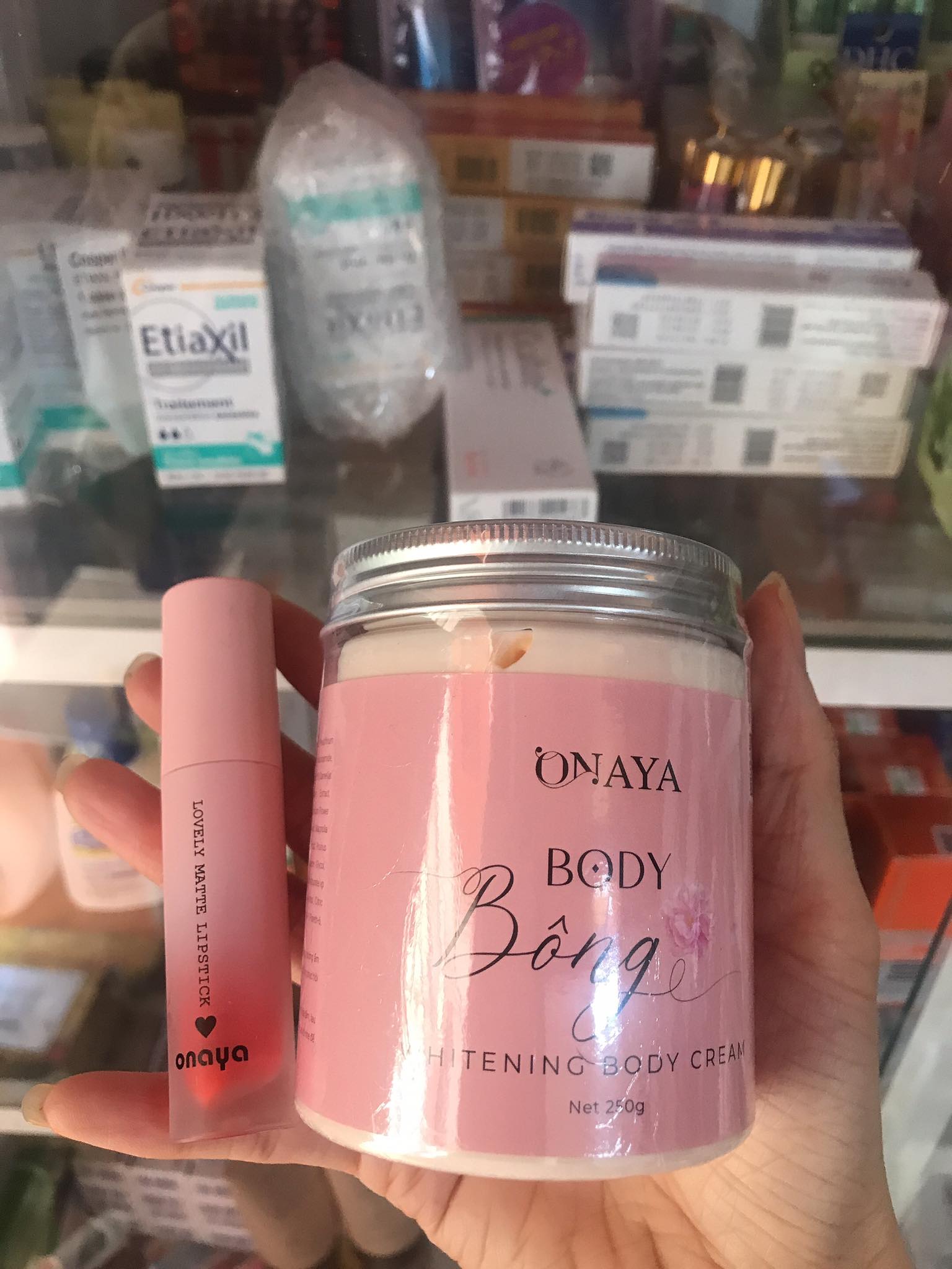 [Mua 1 Tặng 1] Kem Body Bông Onaya