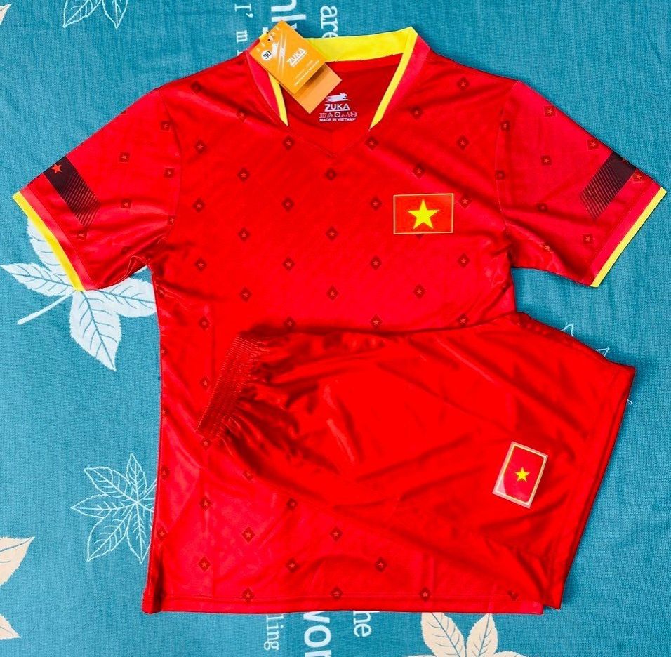 Quần áo đá bóng Bộ quần áo đá bóng đội tuyển Việt Nam đồ đá banh mới nhất ĐỒ TẬP TỐT
