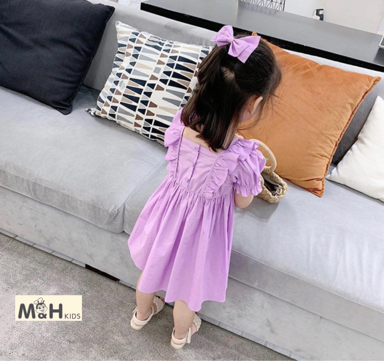 Đầm xinh mềm mại dễ thương hot trend 2022 cho bé yêu diện tết