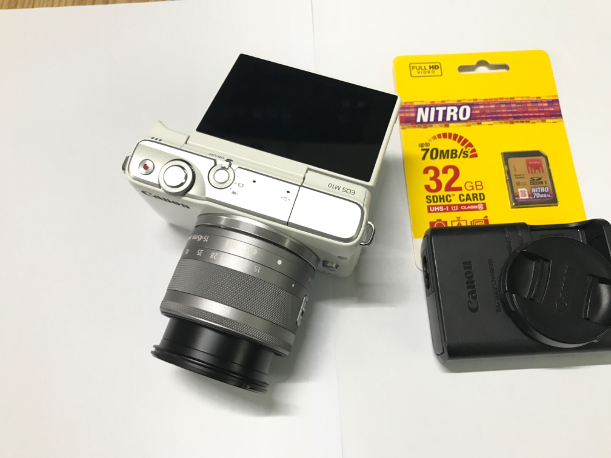 Trả góp 0%Máy ảnh Canon M10 + kit 15-45mm STM