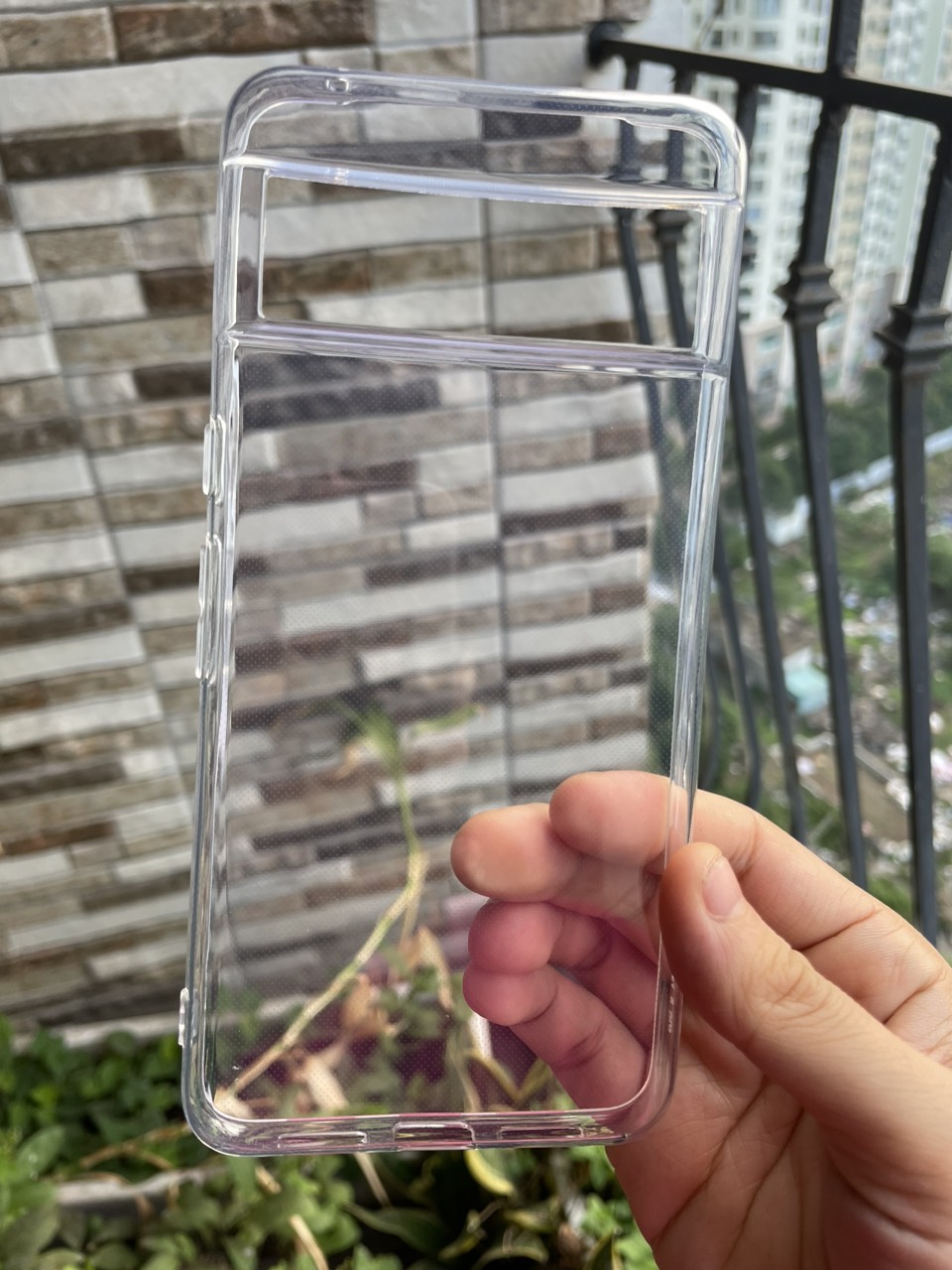 Ốp Silicon Google Pixel 8 , Pixel 8 Pro hãng GOR có gờ bảo vệ camera ,trong suốt