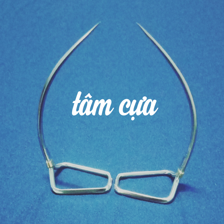 [HCM]cựa gà tre 52 THÉP mỹ 1.9 THÔNG MÀNH BỌC ĐỒNG VÀ HÀN ĐẾTâm cụa