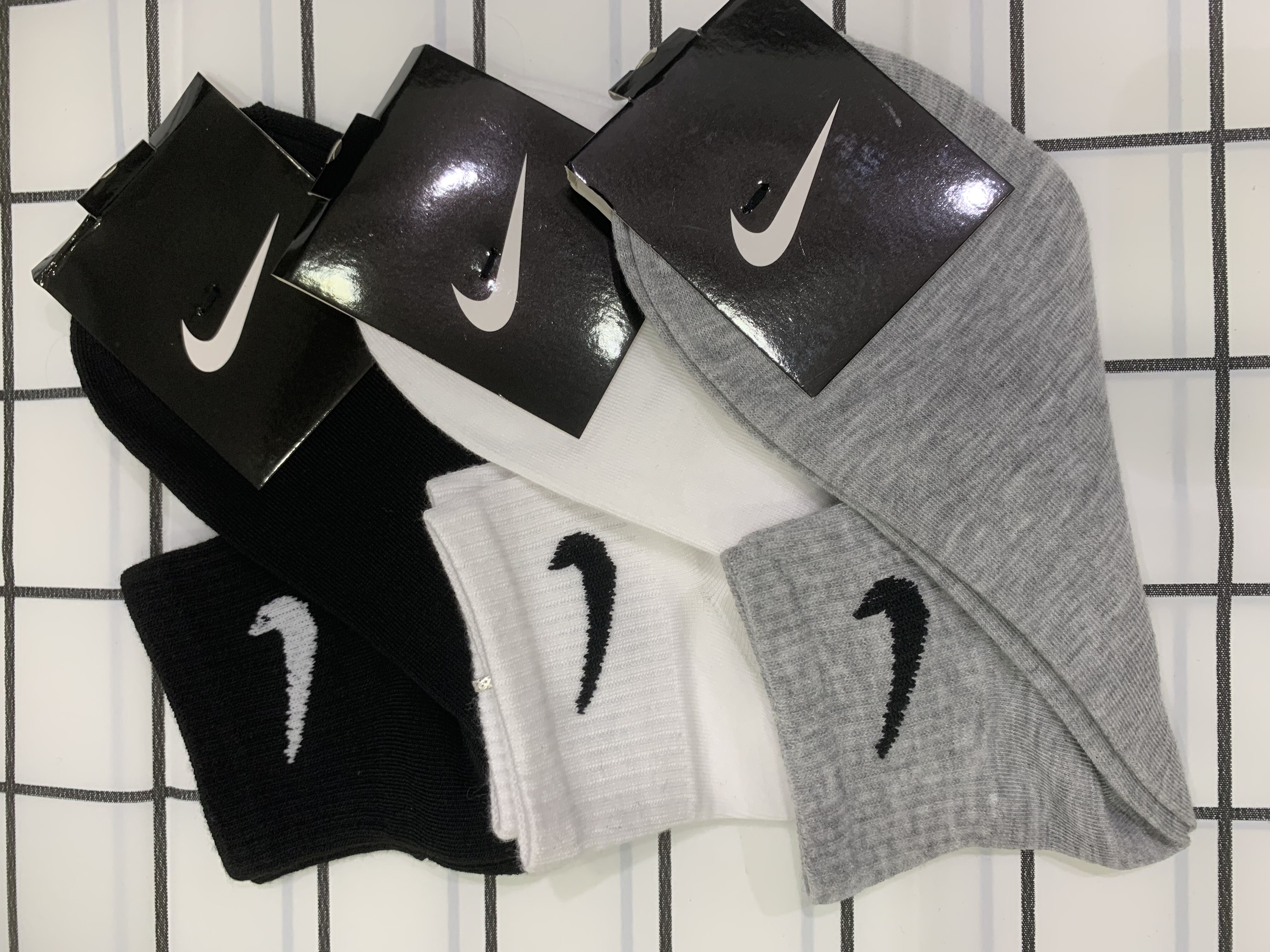 [HCM]Vớ Nike cổ ngắn màu đen