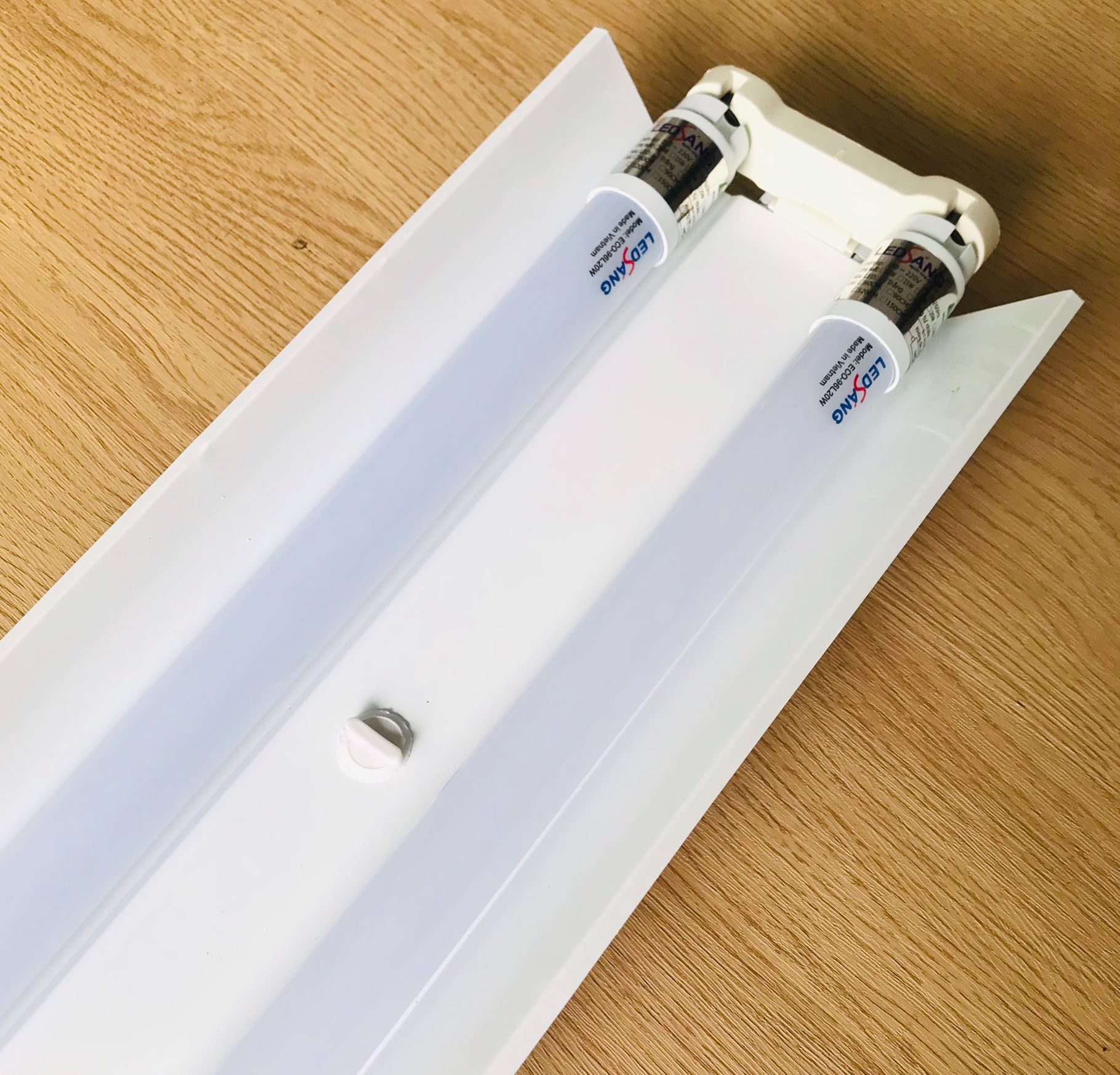 [HCM]Máng đèn LED 1.2m đôi ( máng đèn led chóa đôi ) - Máng heo 1.2m chóa đôi 2 bóng led