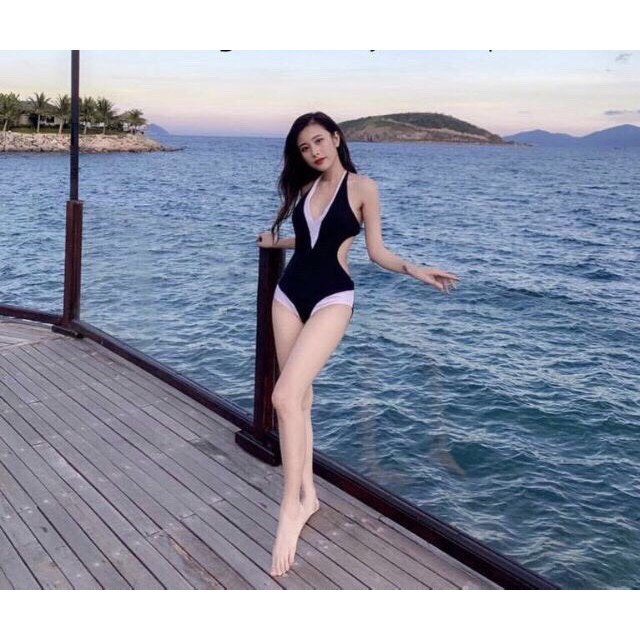 Bikini 1 mảnh cut out đen viền trắng sang chảnh