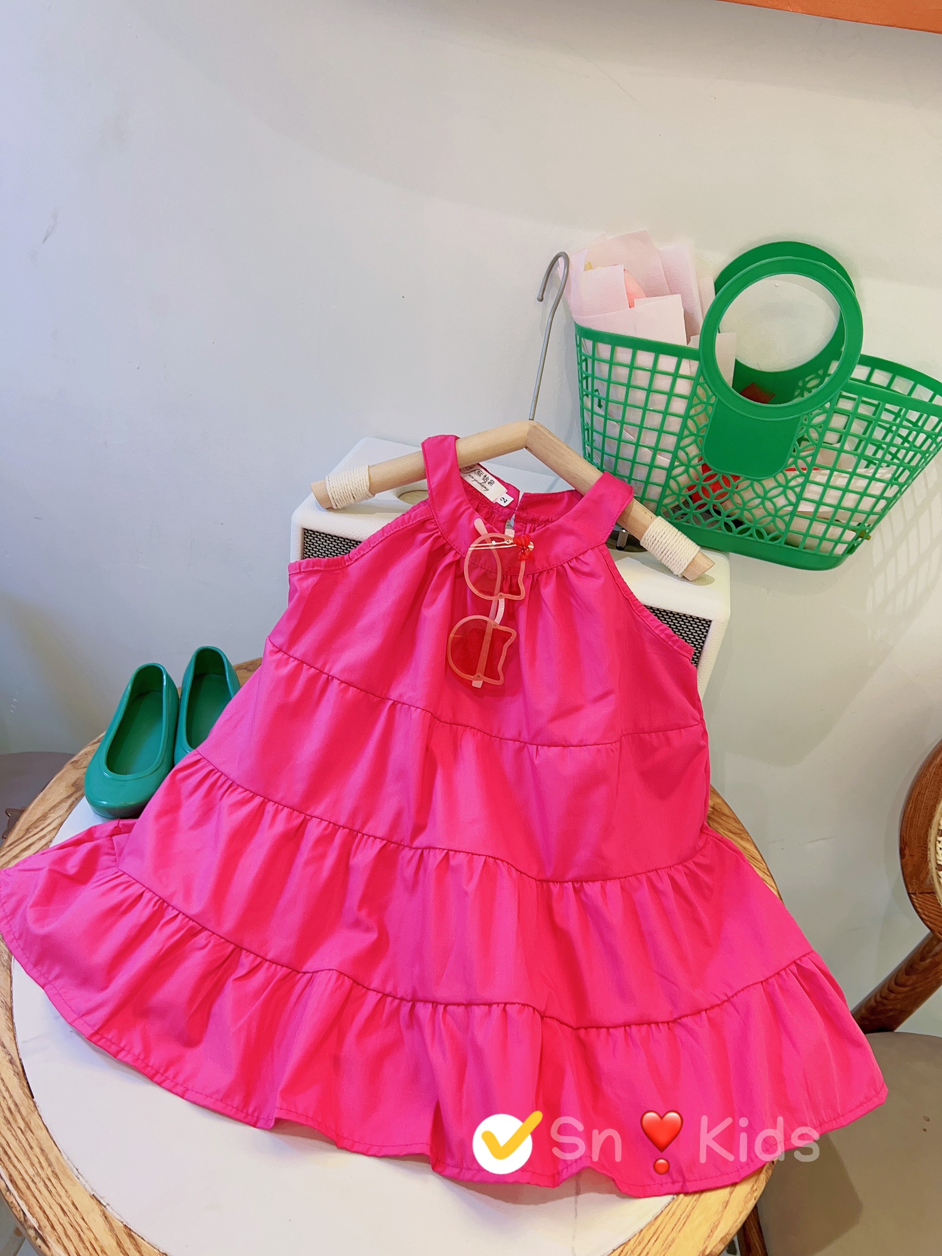 Váy bé gái váy maxi cổ yếm 10-30kg