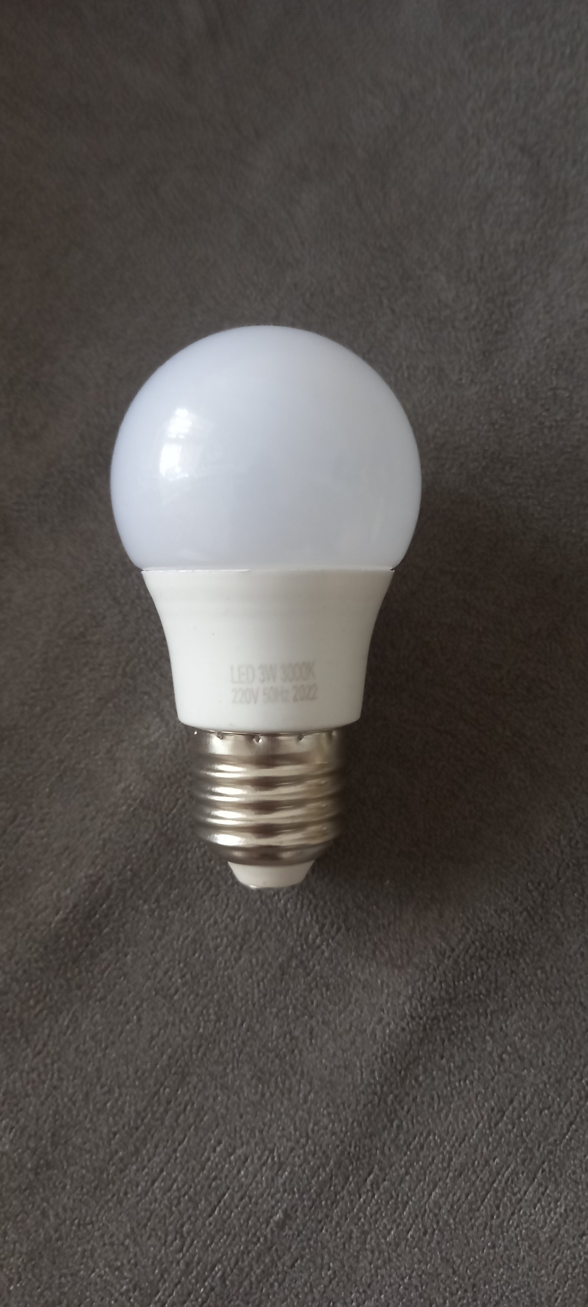 Bóng Led Búp Tròn Kín Nước Đuôi E27 3w Chống Nước