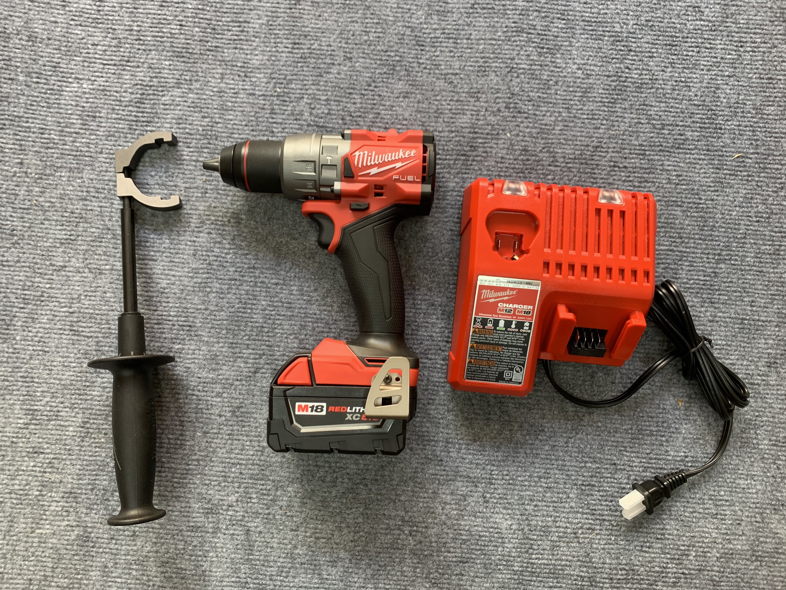 Máy khoan pin 18V FUEL Milwaukee 2904