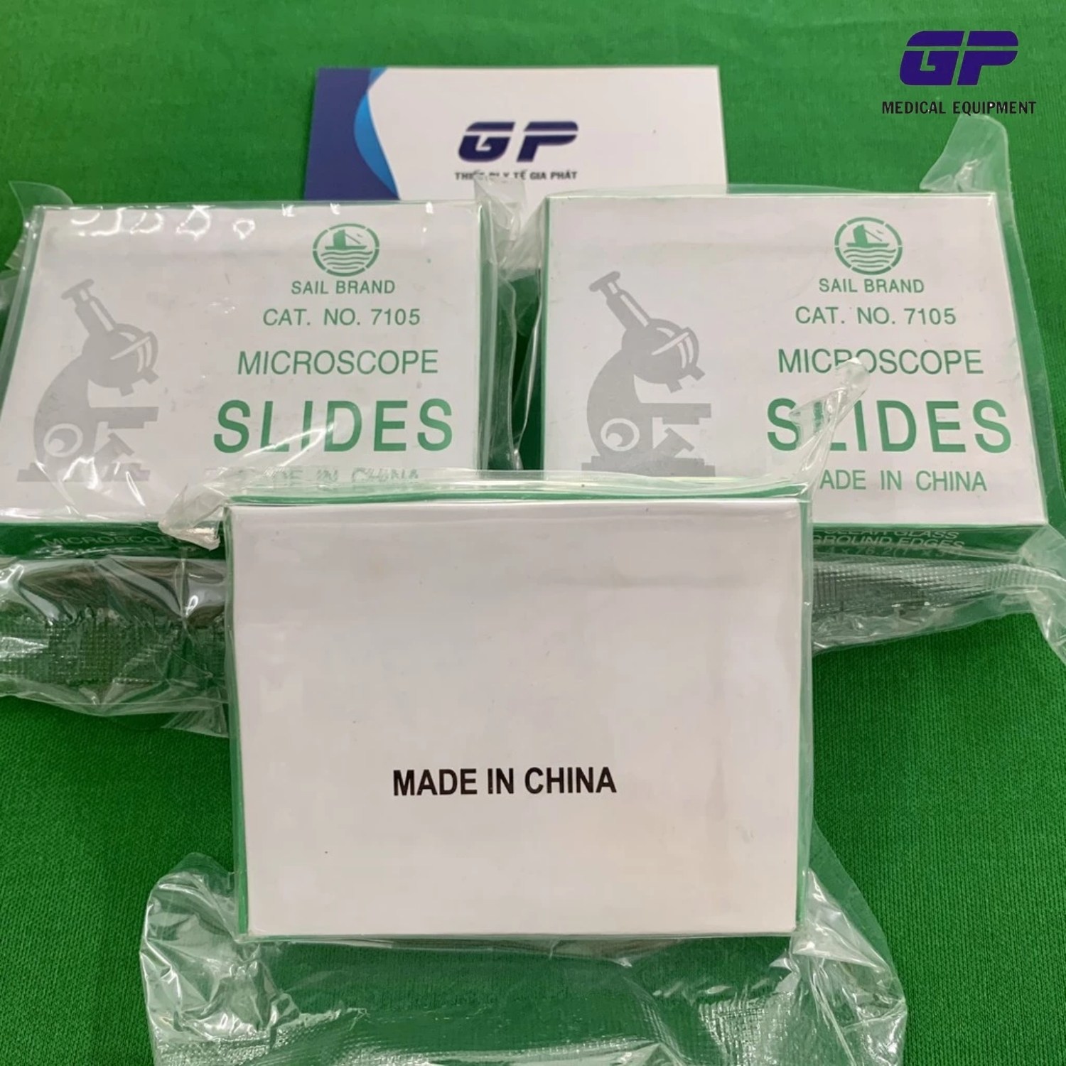 LAM KÍNH HIỂN VI NHÁM 7105 DÙNG MỘT LẦN MICROSCOPE SLIDES (HỘP 50 CÁI)