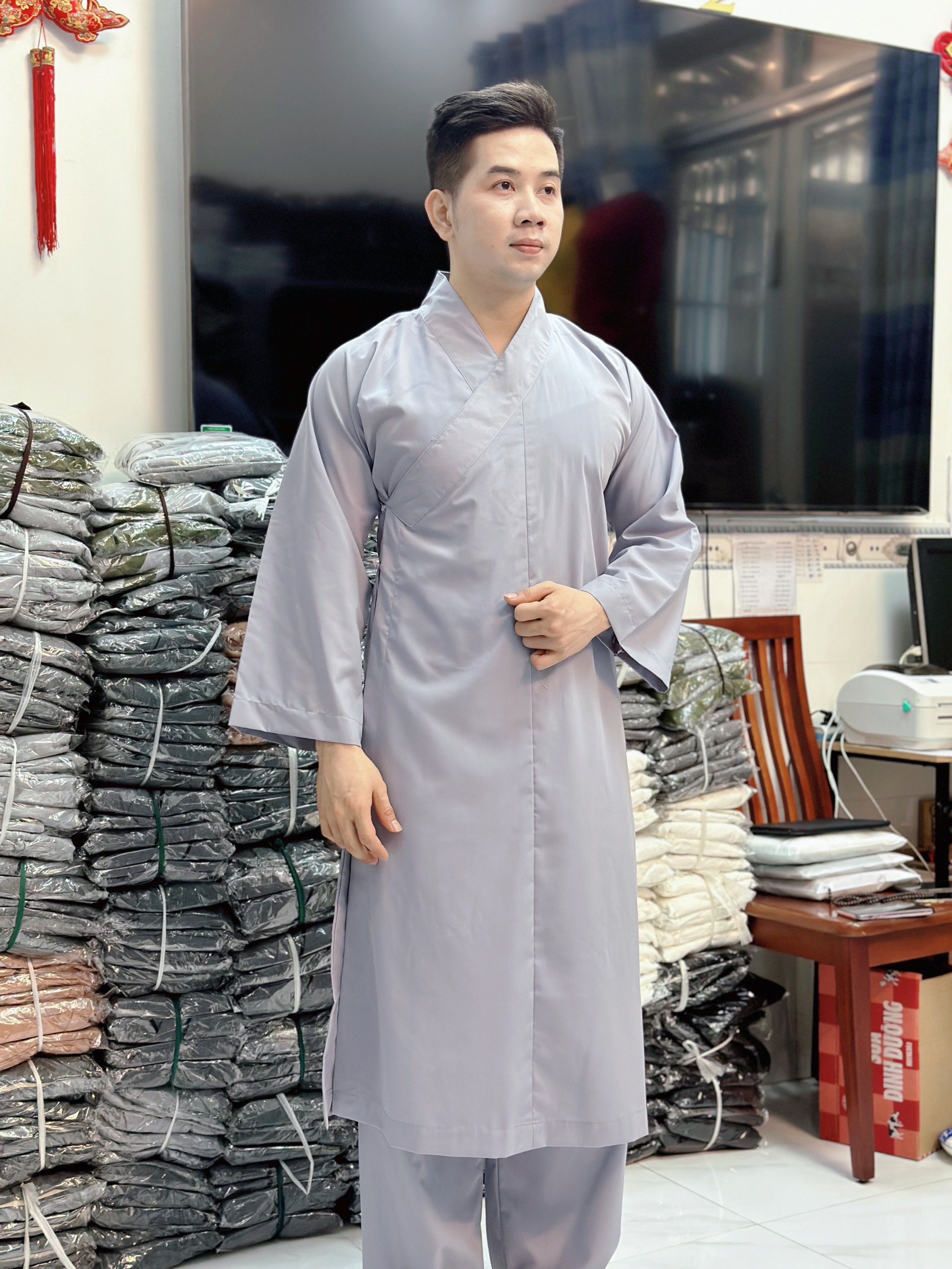 Đồ Lam Đi Chùa Áo Tràng Nam Và Nữ