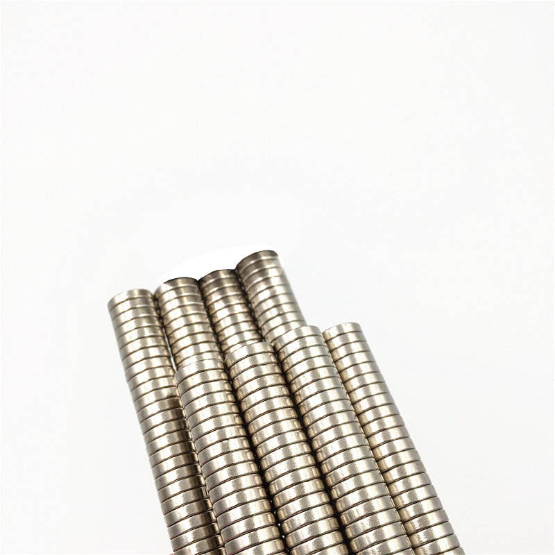 Nam châm đất hiếm 8x2mm