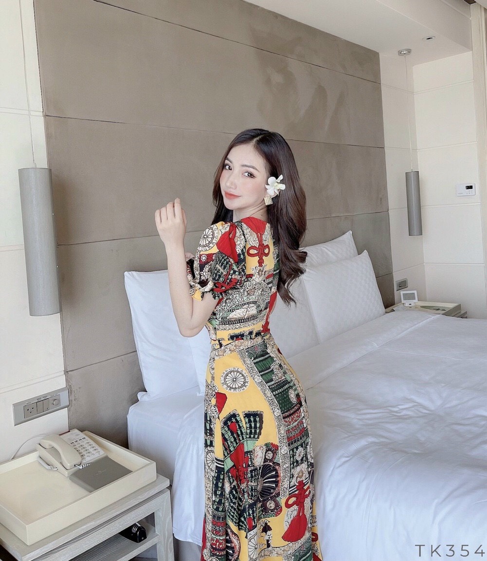Đầm Maxi Thổ Cẩm Xẻ Tà Cổ V Đủ Size Từ 40-70kg