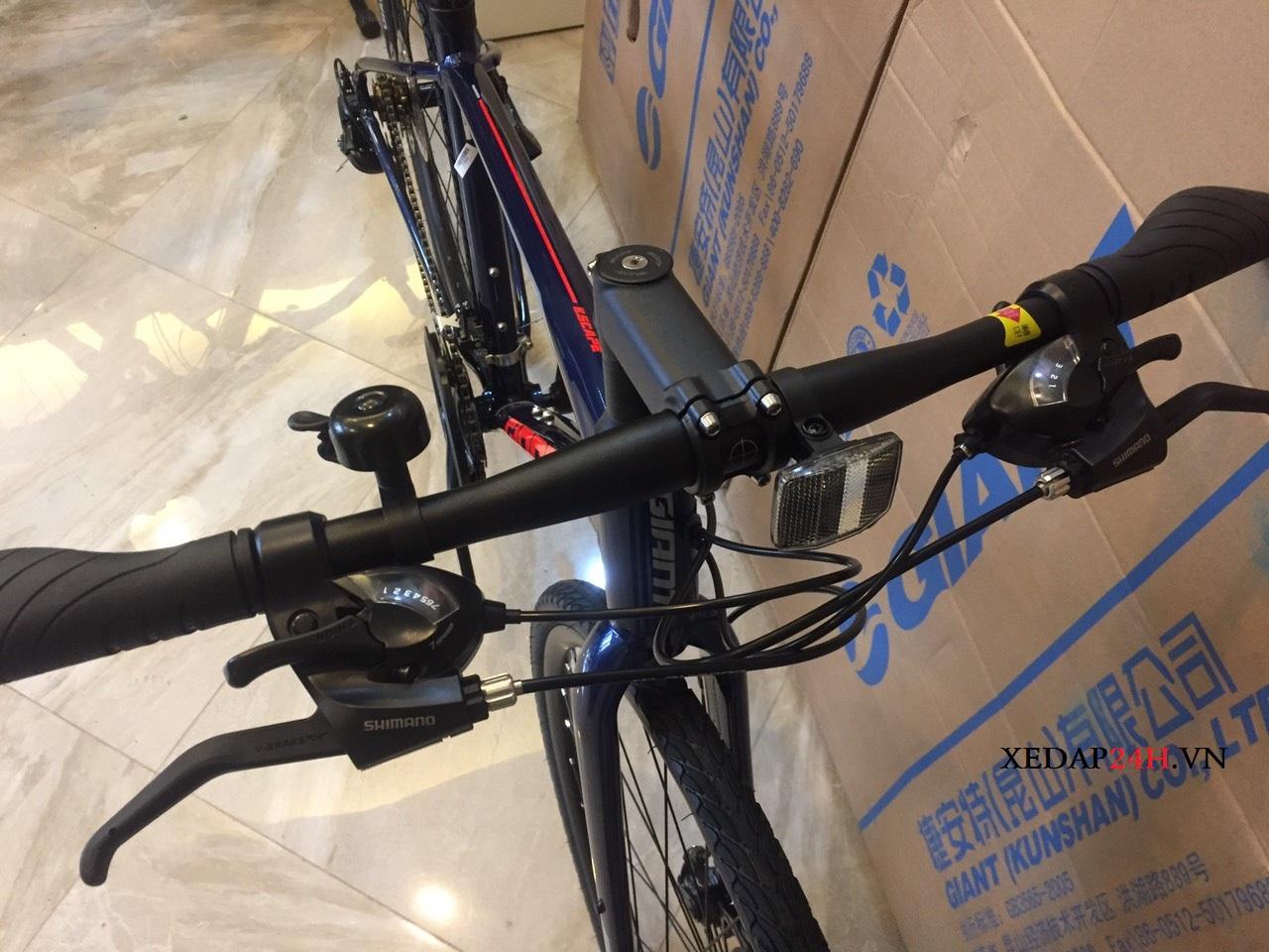 xe đạp thể thao đường phố GIANT ESCAPE 2 2020