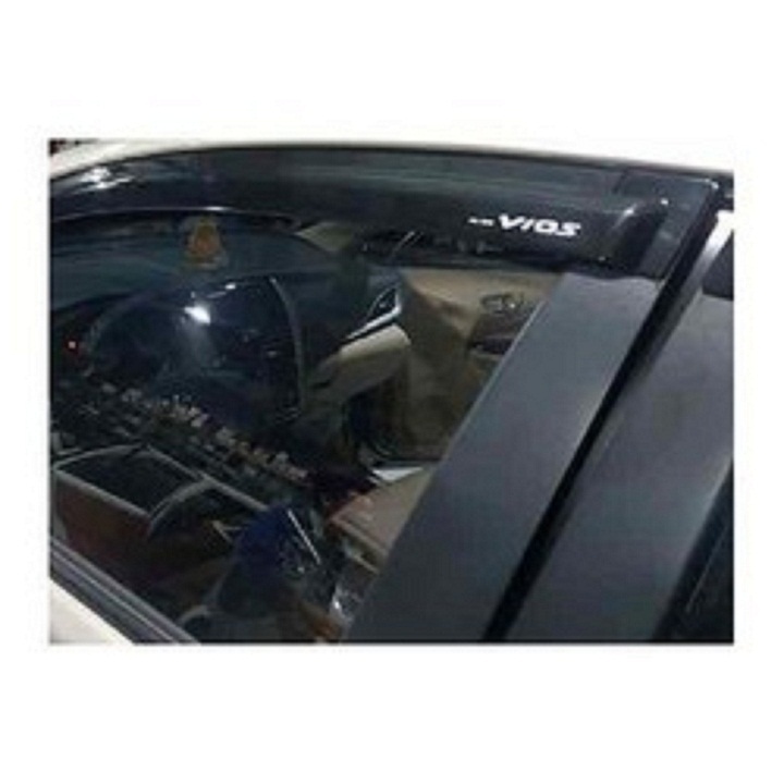 Bộ vè che mưa đen Toyota Vios 2014-2017.